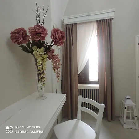 Dimora Sant'anna בית הארחה 3*